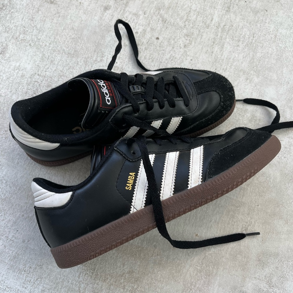 Adidas Black Samba Sneakers Size 7